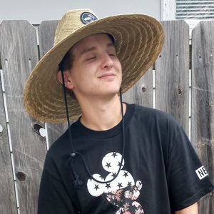 Meet your Posher, Dylan